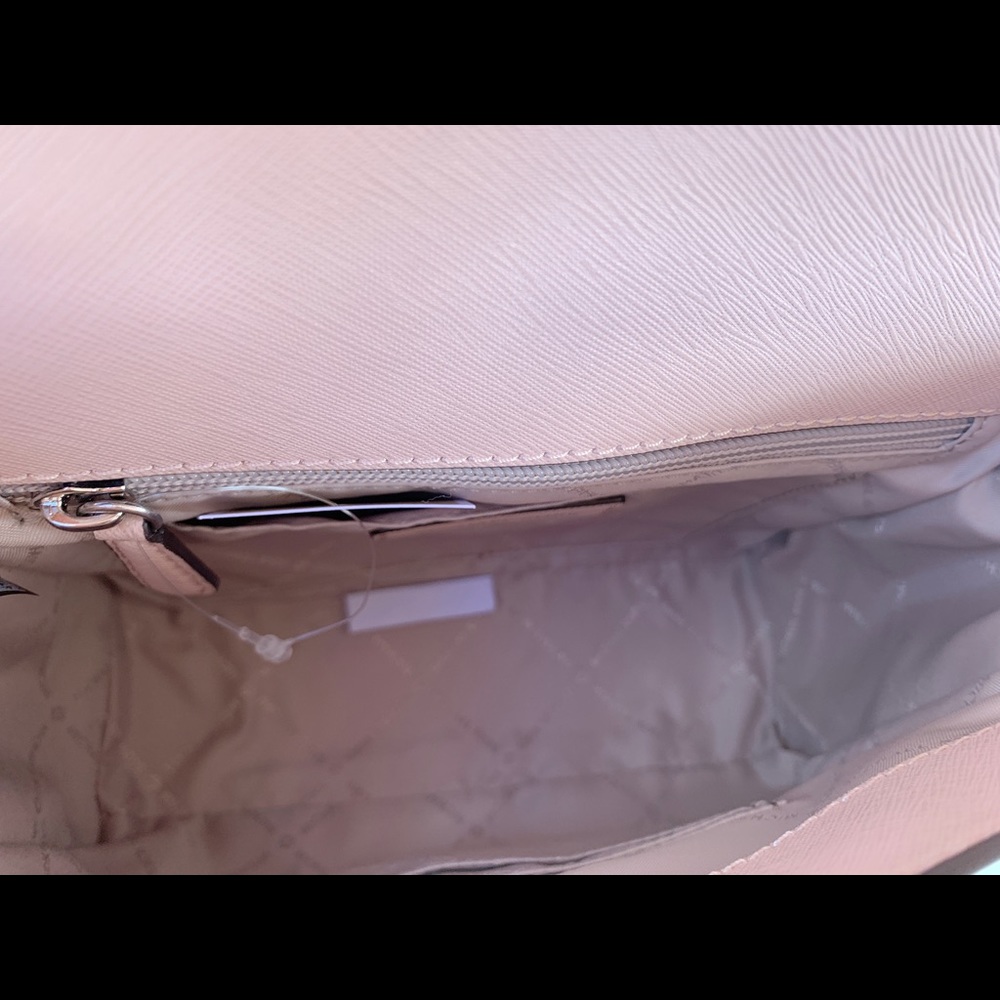 Gaby’sBags👜💕Michael Kors studded  satchel pink - Picture 6 of 6
